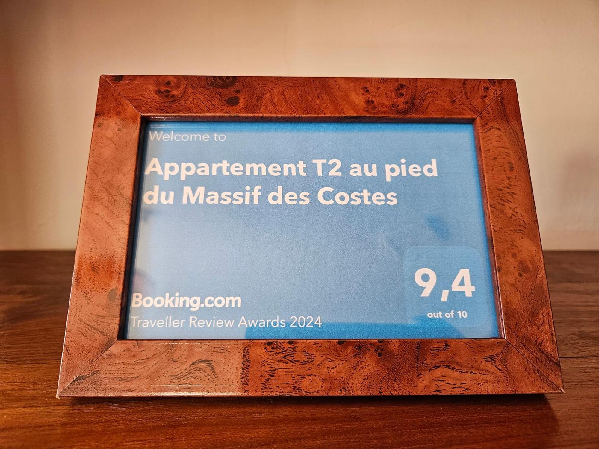 Au Pied Du Massif Des Costes Holiday home Pelissanne