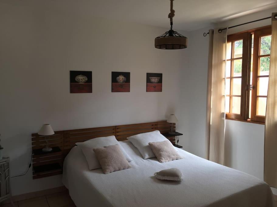 Holiday home Au Pied Du Massif Des Costes *