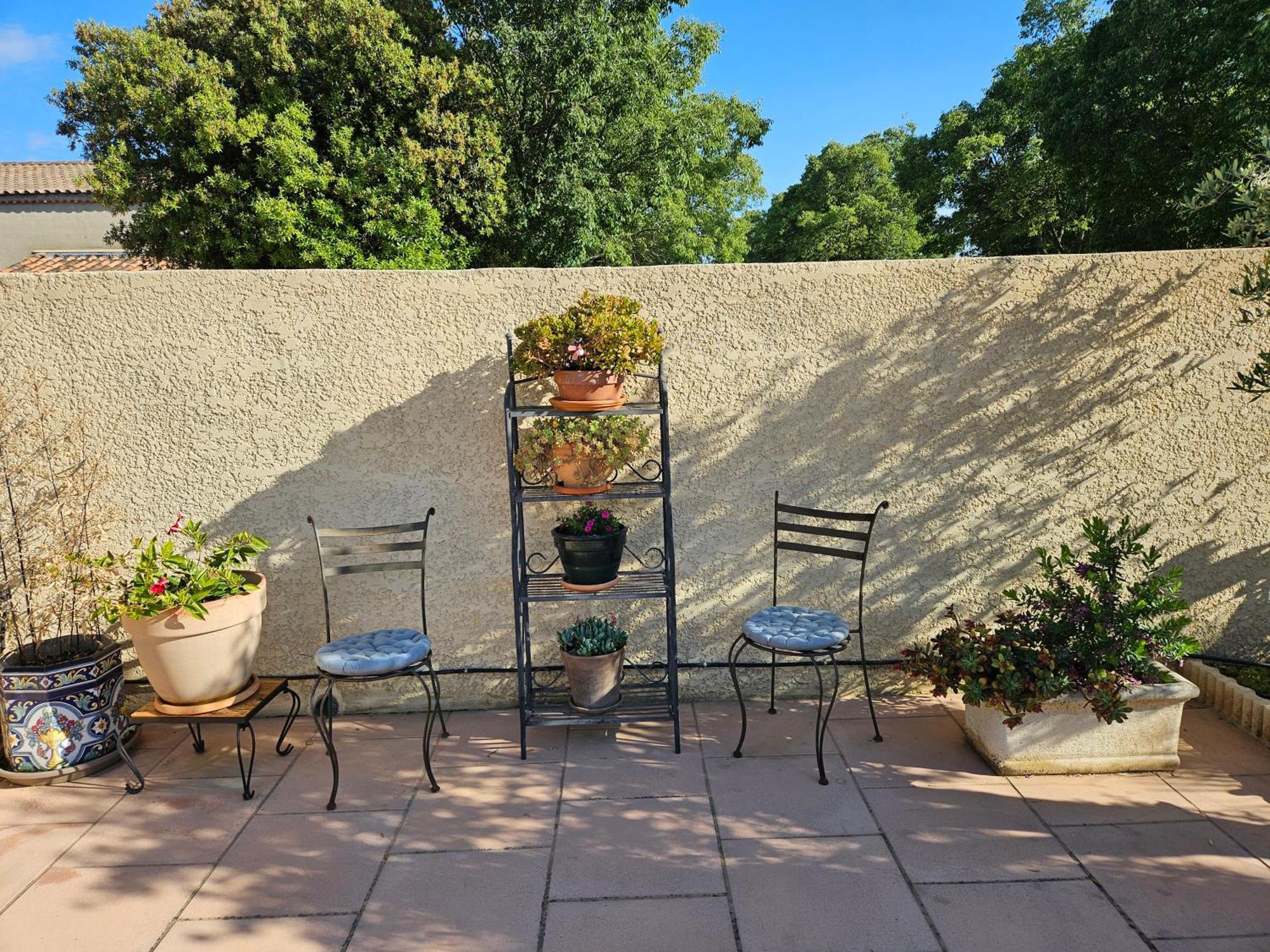 Holiday home Au Pied Du Massif Des Costes Pelissanne