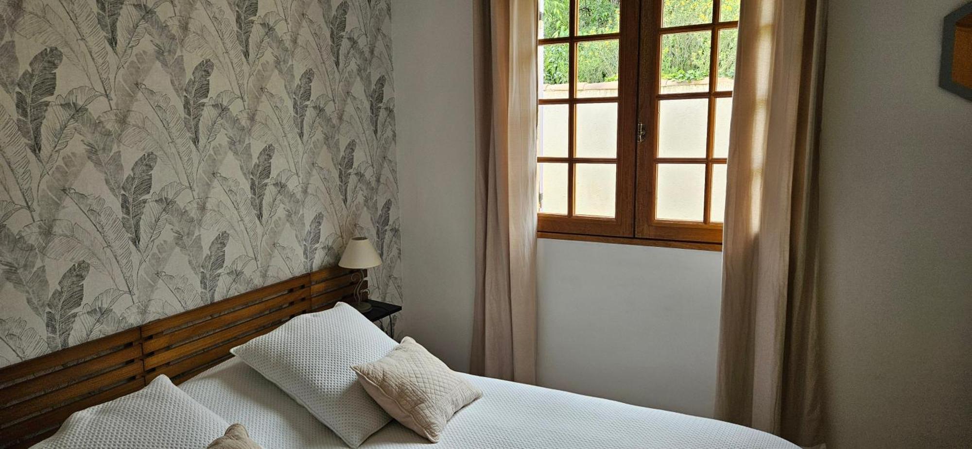Au Pied Du Massif Des Costes Holiday home Pelissanne